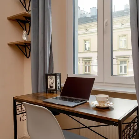 Spacious 3-bedroom Plac Grunwaldzki By Renters * Wroclaw