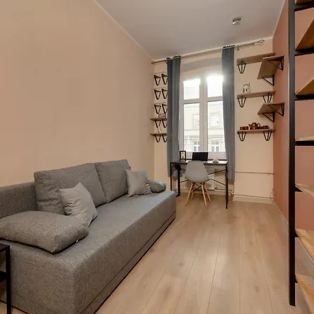 Spacious 3-bedroom Plac Grunwaldzki By Renters Wroclaw